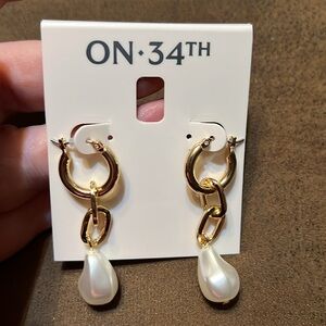 NWT On 34th Imitation Pearl Linear Chain Drop Earrings